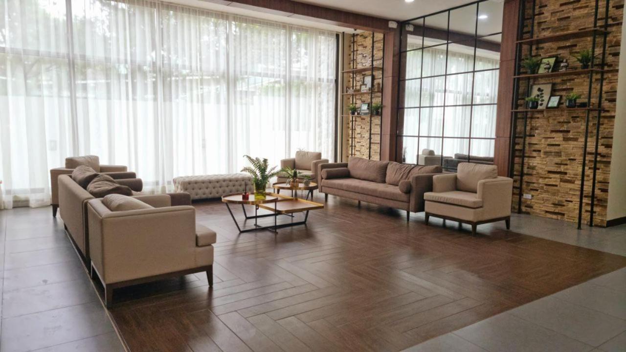 Cozynest Rentals At Brenthill Condominium Baguio City Exterior photo
